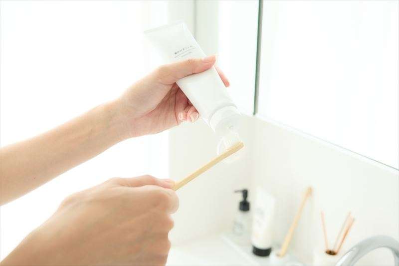インプラント治療後はどのような歯磨き粉を選ぶと良いの？